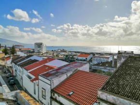 Ladeira Loft - Sea View in the City Center